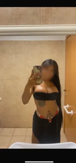 Antonia, 26