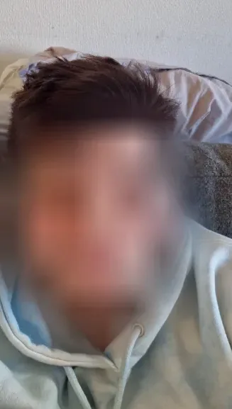 Greta, 25