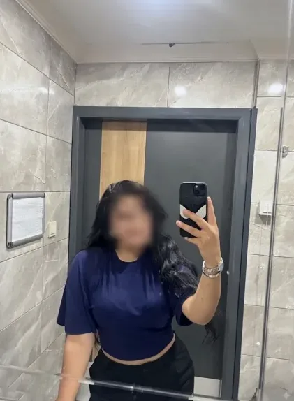 Jana, 20