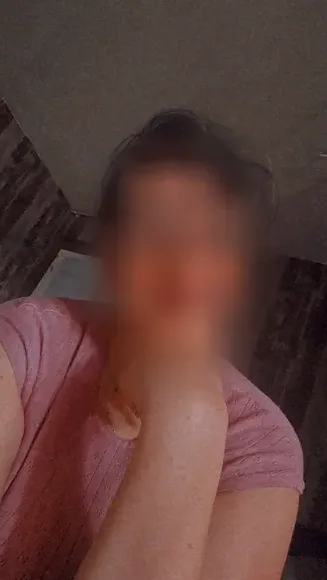 Jasmin, 27