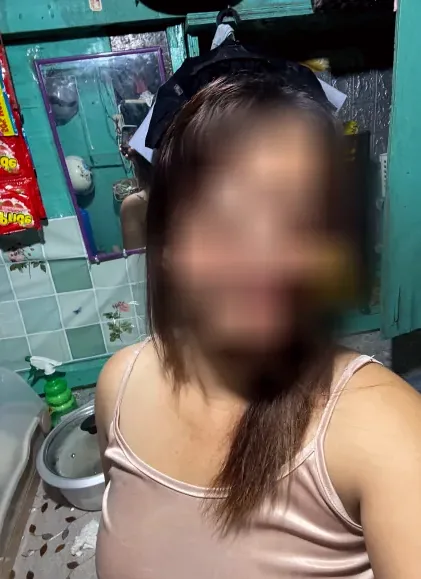 Jovana, 32