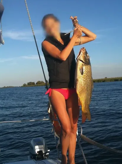 Lena, 39