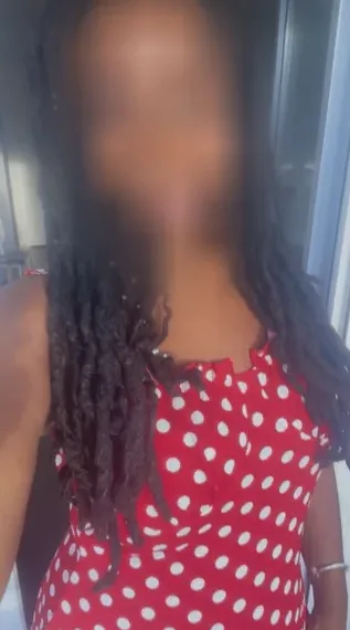 Martina, 36