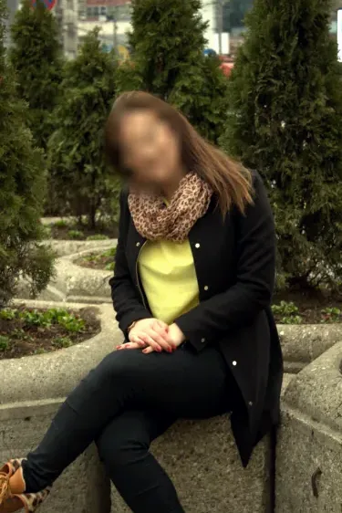Miriam, 27
