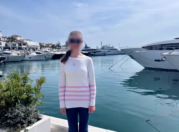 Paula, 36