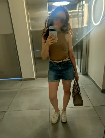 Renate, 40