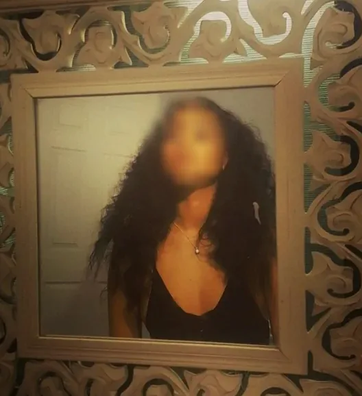 Renate, 30