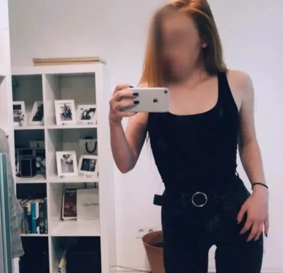 Zeynep, 36